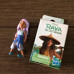 Disney: Raya The Last Dragon blind box figure: Sisu as Human.